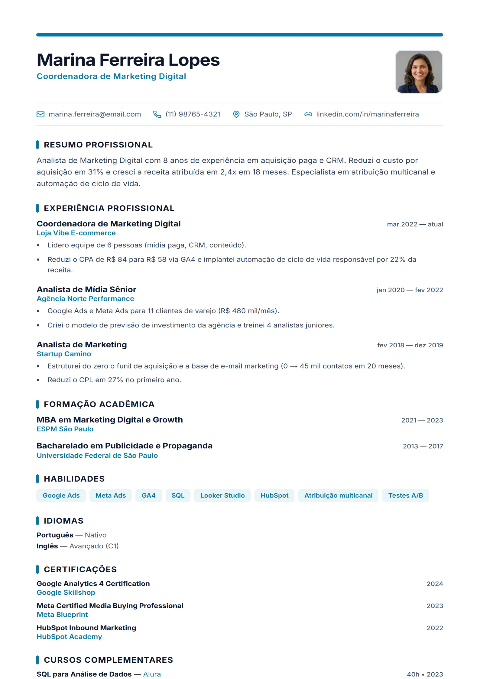 Modelo de currículo Corporativo+